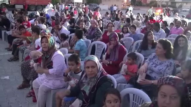 MERSİN Açık havada aile boyu nostalji sinema keyfi MERSİN Açık havada aile boyu nostalji sinema keyfi