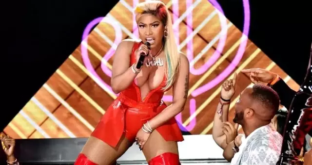 Nicki Minaj'ın Suudi Arabistan konseri yasamsal medyada tartışılıyor