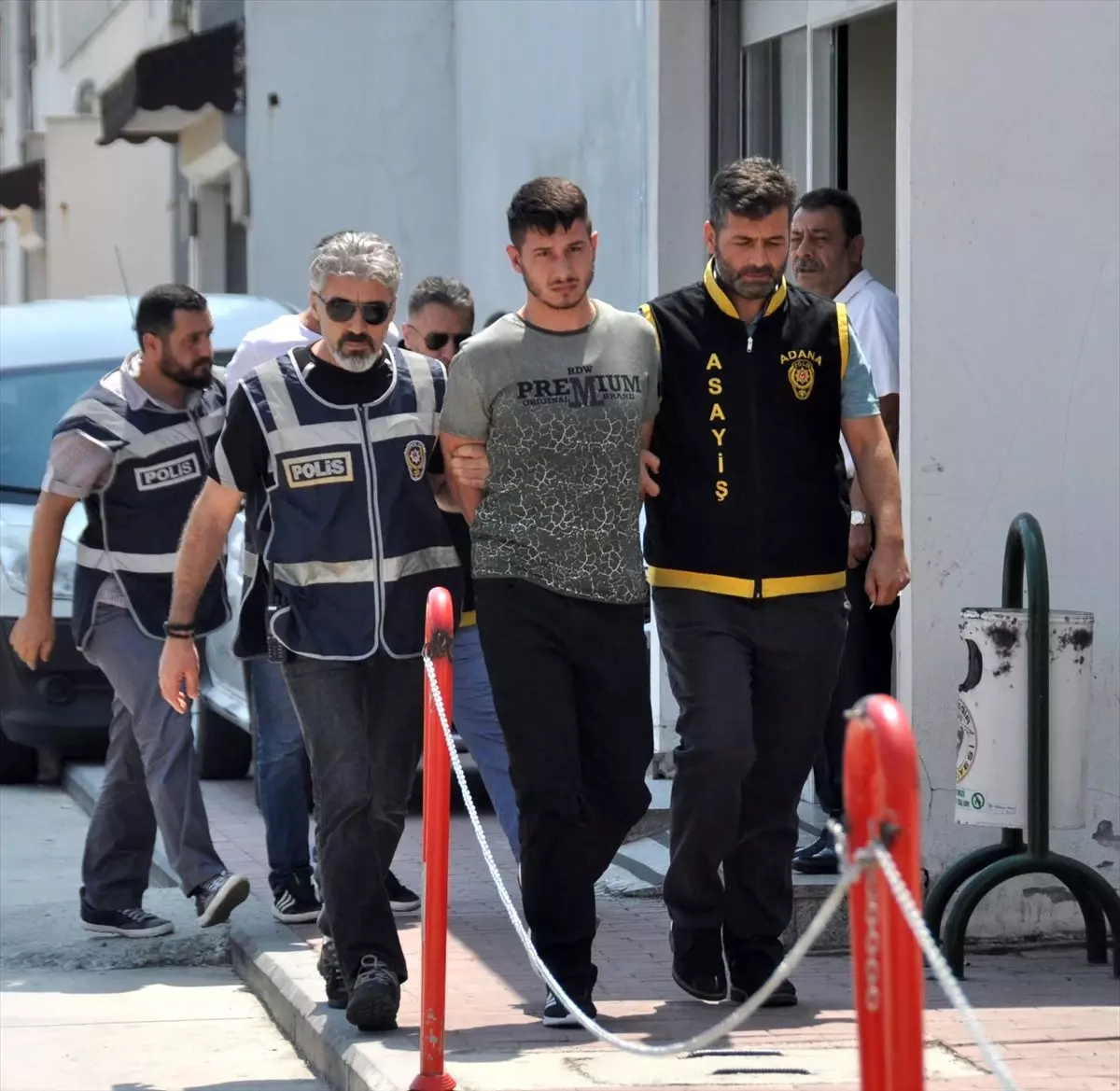 GÜNCELLEME - Adana'daki 4 milyon 795 bin avroluk hırsızlık