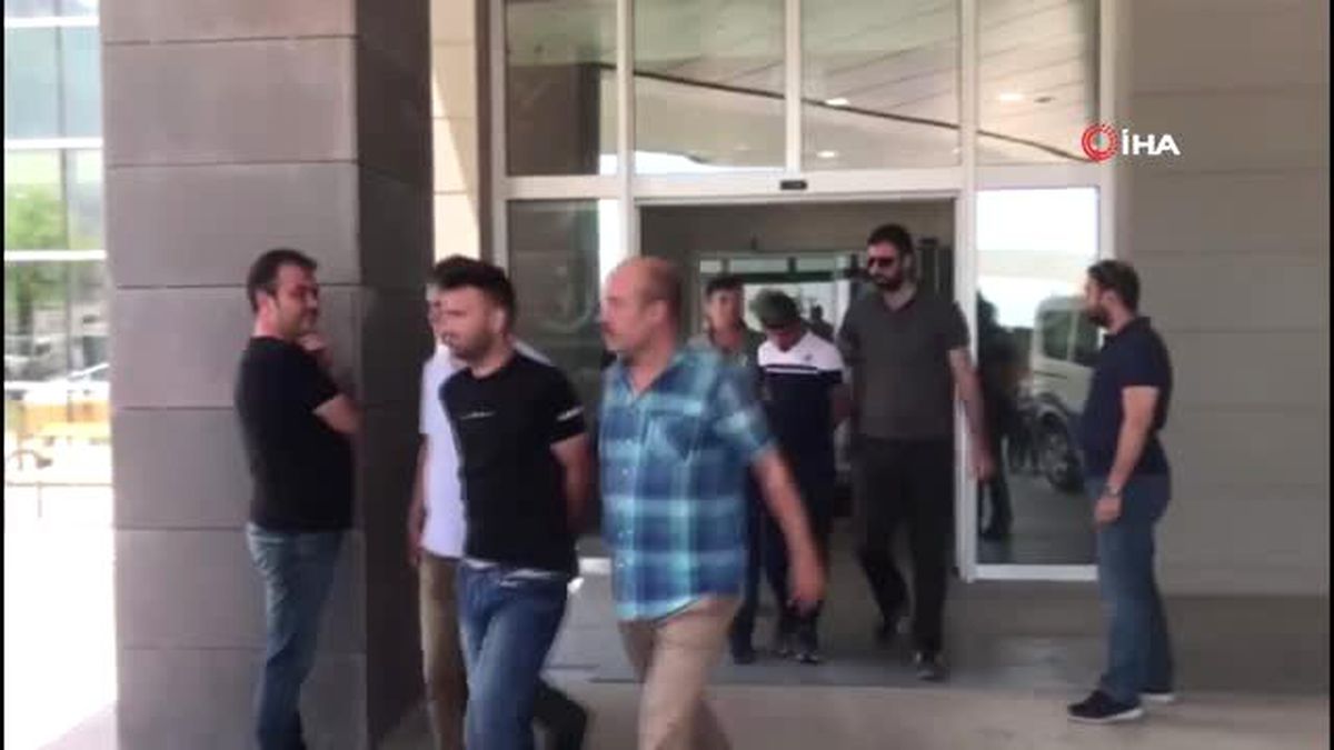 Otostopçuları gasp eden zanlılar yakalandı