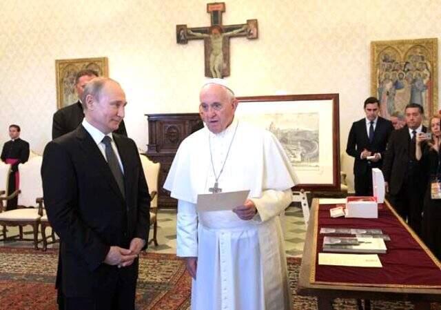 Rusya Devlet Başkanı Putin, Libya'daki olaydan NATO'yu sorumlu tuttu