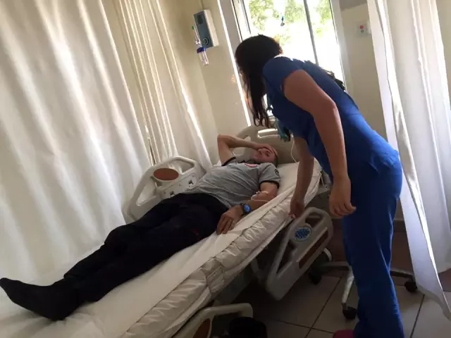 Yangını söndürmek isteyen itfaiye ekiplerini arı soktu Yangını söndürmek isteyen itfaiye ekiplerini arı soktu