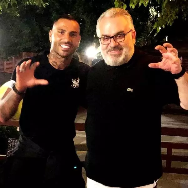 Beşiktaş'ın yıldızı Quaresma, Kemer'de tatilde