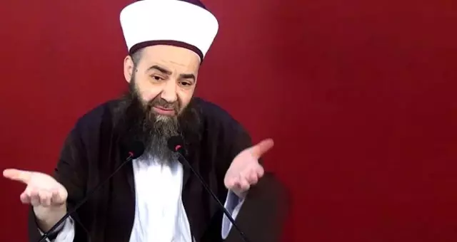 Cübbeli Ahmet'ten dikkat çeken 'yeni parti' yorumu: AK Parti iktidarı biraz zor toparlanır Cübbeli Ahmet'ten dikkat çeken 'yeni parti' yorumu: AK Parti iktidarı biraz zor toparlanır
