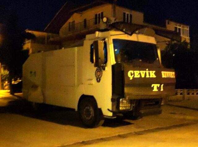 Denizli'de taciz iddiası mahalleyi karıştırdı! Şüphelinin evini bastılar