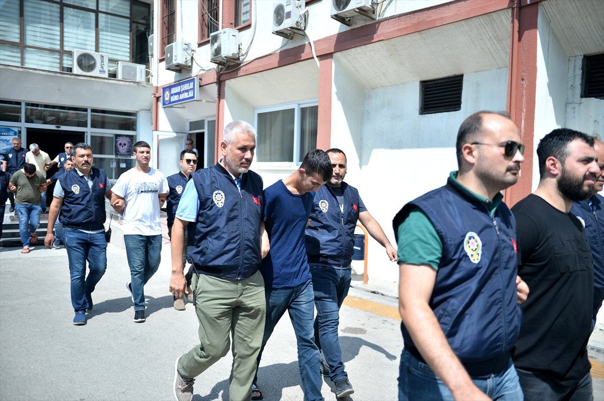 7 kişinin hayatını kaybettiği metil alkol olayıyla ilgili 4 kişi tutuklandı