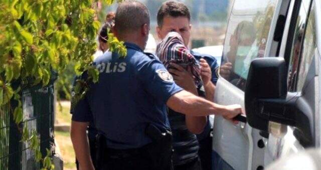 Polise üç farklı isim verdi, gerçek parmak izinden ortaya çıkardı