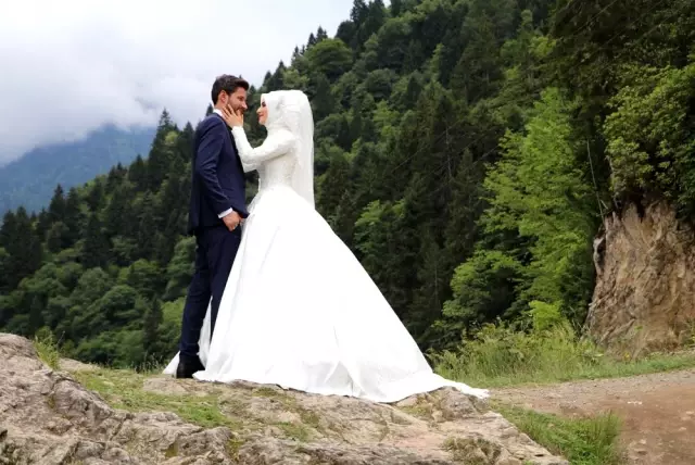 Rize'nin yaylaları gelin ve damatların fotoğraf stüdyosu oldu