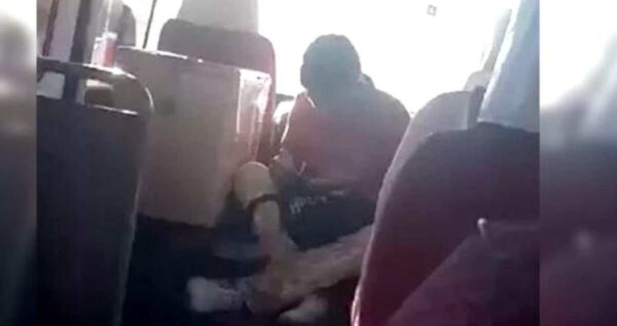 Üstü kirli diye genç işçiyi koltuğa oturtmayan şoföre tepki yağdı