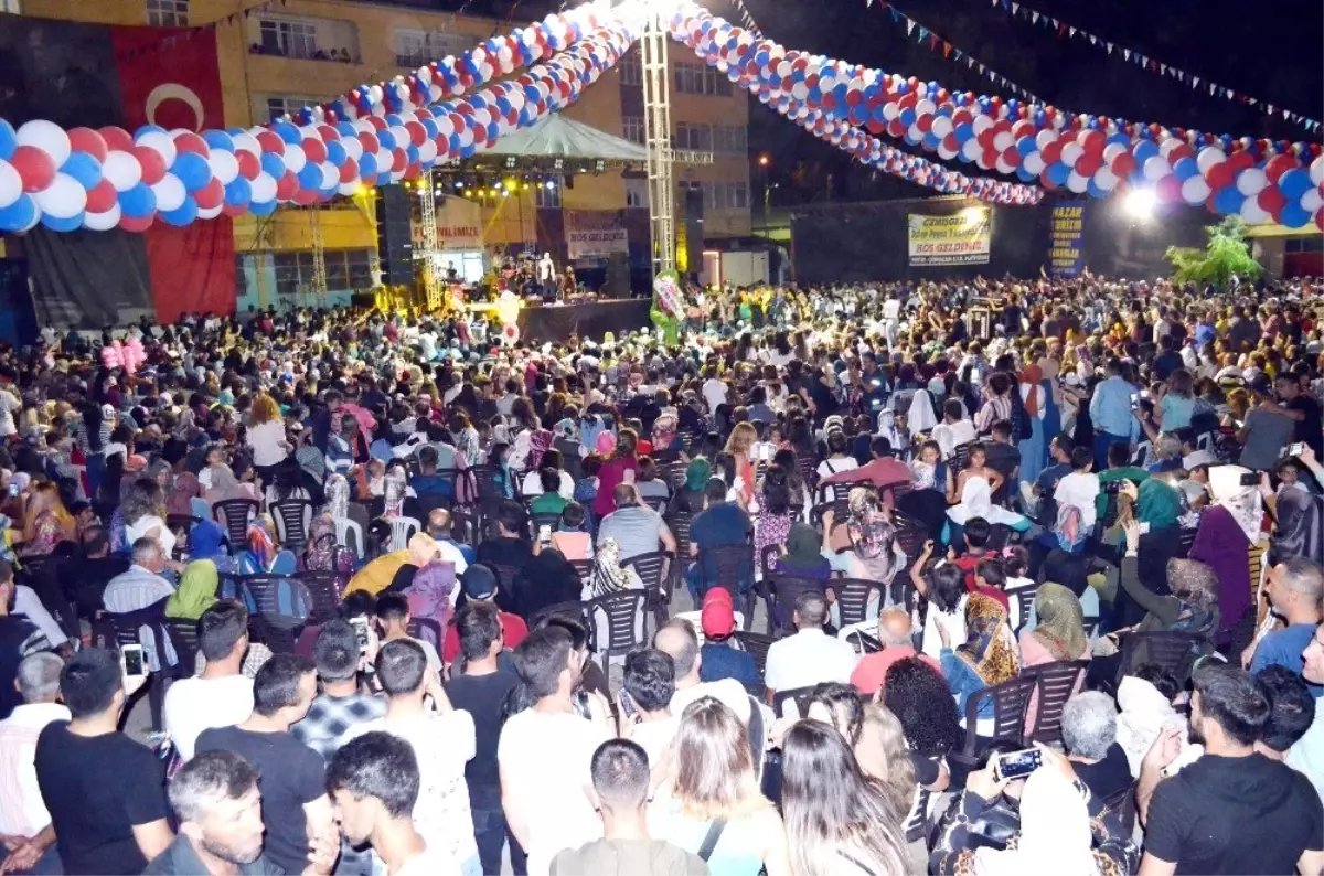 Çemişgezek'te Dut ve Peynir Festivali sona erdi