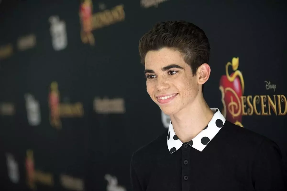 Disney yıldızı Cameron Boyce, uykuda hayatını kaybetti