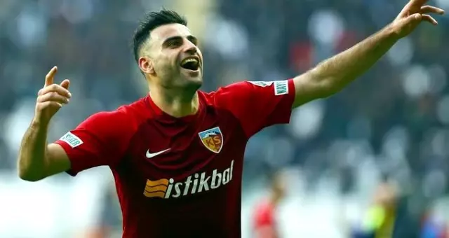Fenerbahce Deniz Turuc Transferini Bitirdi Spor