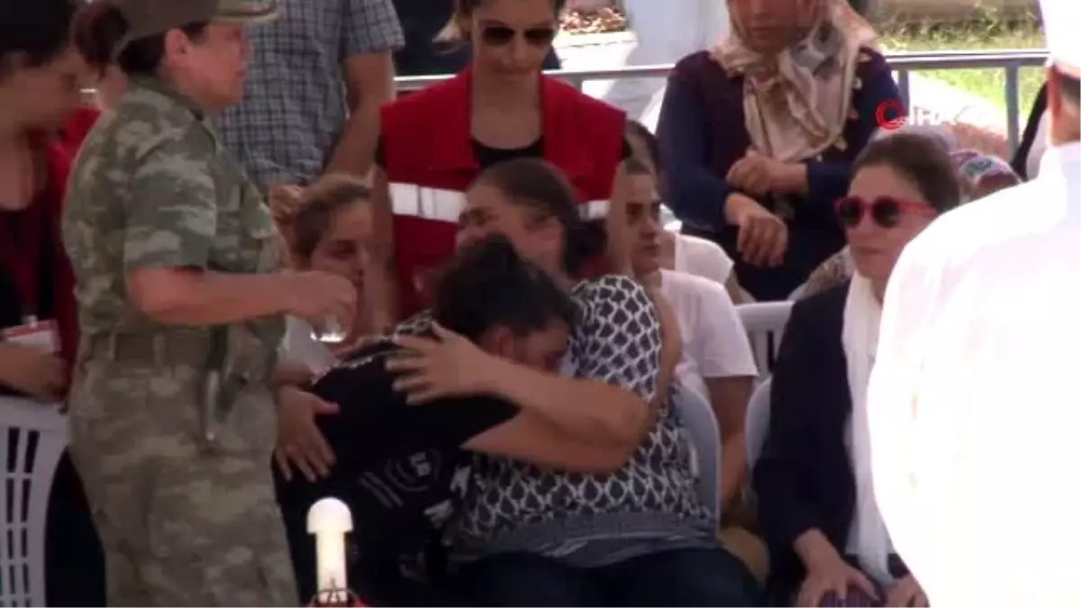Şehit Uzman Onbaşı Kuddusi Volkan Şevik son yolculuğuna uğurlandı