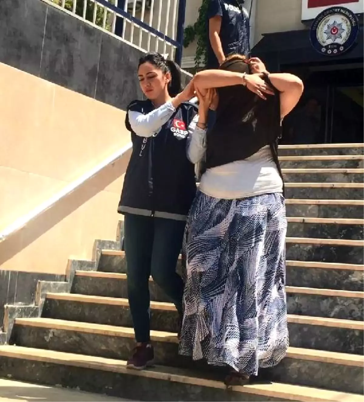 11 kişilik gasp çetesi çökertildi