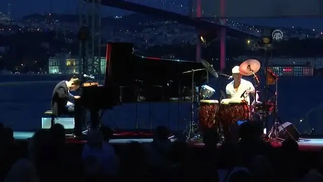 Alfredo Rodriguez ve Pedrito Martinez cazseverlerle buluştu Alfredo Rodriguez ve Pedrito Martinez cazseverlerle buluştu