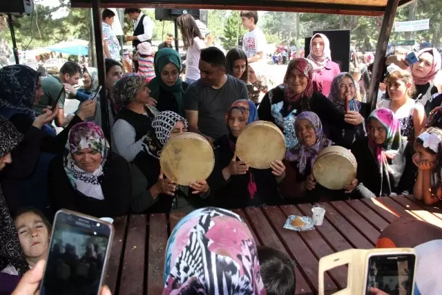 Beyşehir'de 16. Geleneksel Anamas-Dedegöl Kültür Şenlikleri yapıldı Beyşehir'de 16. Geleneksel Anamas-Dedegöl Kültür Şenlikleri yapıldı