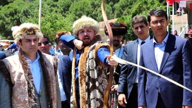 Bilal Erdoğan'dan, 'Okçular Vakfı kapatılıyor' iddiasına yanıt