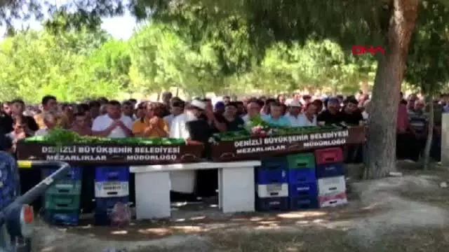 DENİZLİ Tüfekle vurularak öldürülen amca- yeğen toprağa verildi DENİZLİ Tüfekle vurularak öldürülen amca- yeğen toprağa verildi