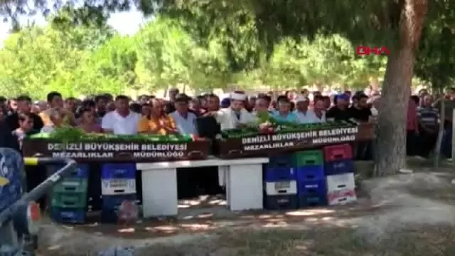 DENİZLİ Tüfekle vurularak öldürülen amca- yeğen toprağa verildi DENİZLİ Tüfekle vurularak öldürülen amca- yeğen toprağa verildi