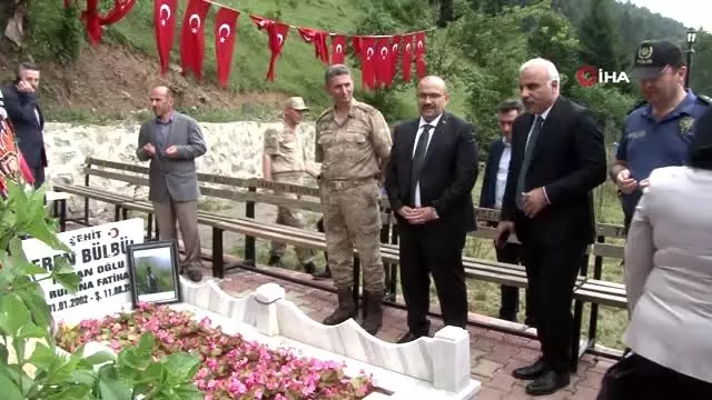 Eren mezarı başında anıldı Eren mezarı başında anıldı