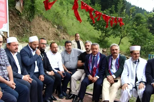Eren mezarı başında anıldı Eren mezarı başında anıldı
