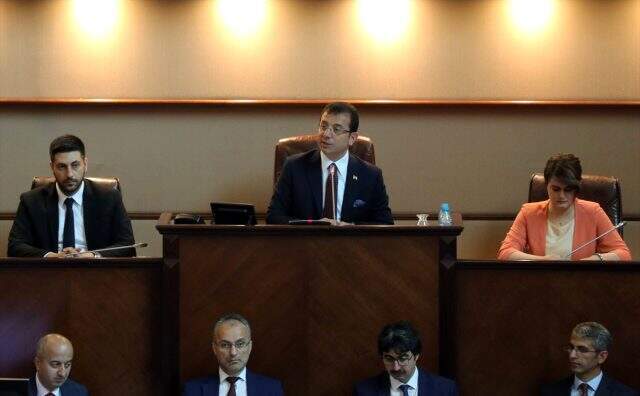 İmamoğlu: İBB borçlarını ödemek için gayrimenkullerini satıyor