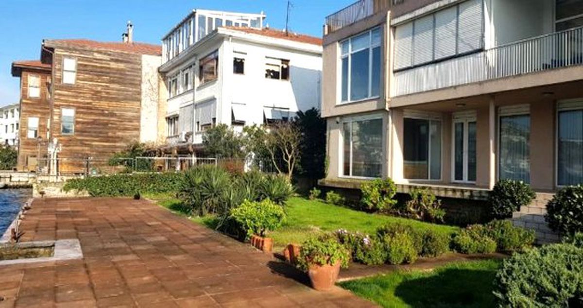 Bir yalı için 140 milyon lira istenen İstanbul Boğazı'nda son 9 ayda 7 yalı satıldı!