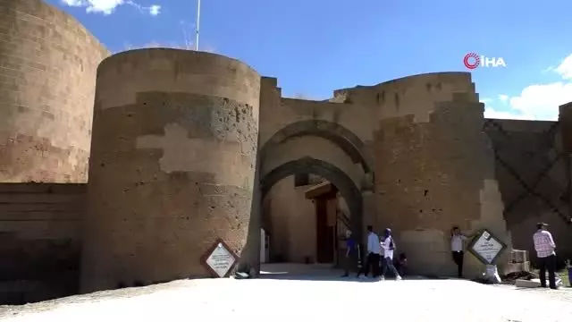 Medeniyetler Beşiği Ani'ye yoğun ilgi