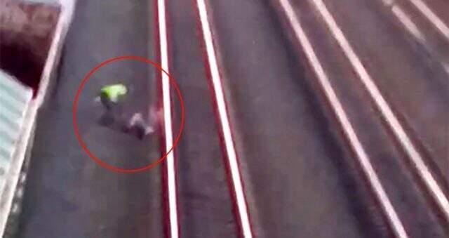 Selfie çekmek isteyen Rus genç, 25 bin voltluk elektriğe kapıldı