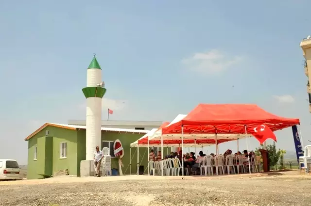Soner Çetin, Karahan Mahallesi'nde cami açılışına katıldı Soner Çetin, Karahan Mahallesi'nde cami açılışına katıldı