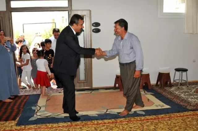 Soner Çetin, Karahan Mahallesi'nde cami açılışına katıldı Soner Çetin, Karahan Mahallesi'nde cami açılışına katıldı