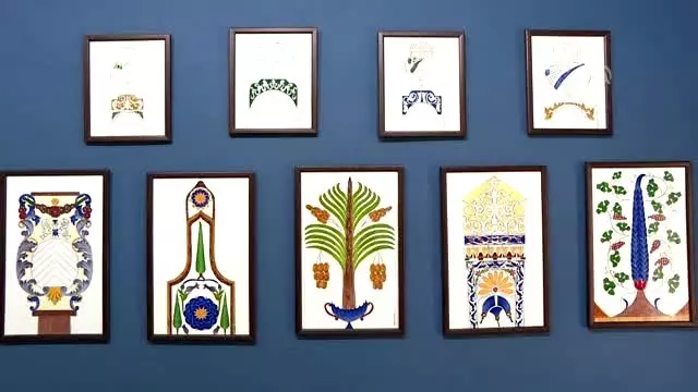 Tarihi mezar taşlarını çini ile yaşatıyor - İZMİR Tarihi mezar taşlarını çini ile yaşatıyor - İZMİR