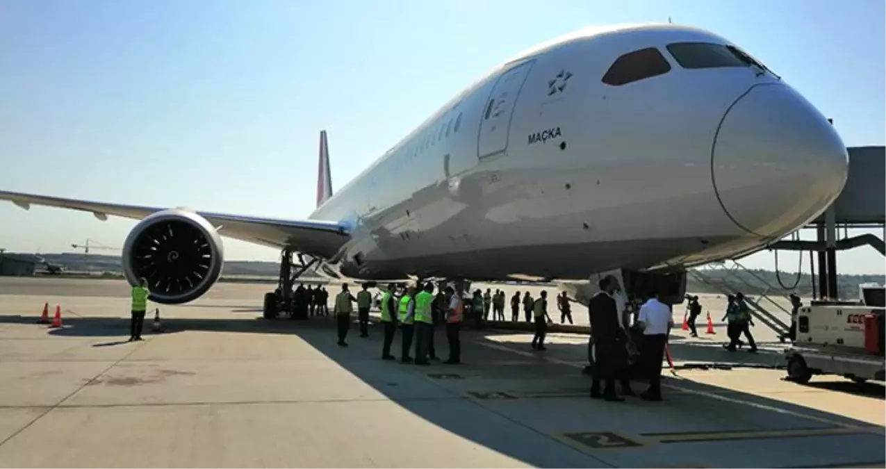 THY'nin Maçka uçağı, Şehit Eren Bülbül için ilk seferinde Trabzon'a uçtu