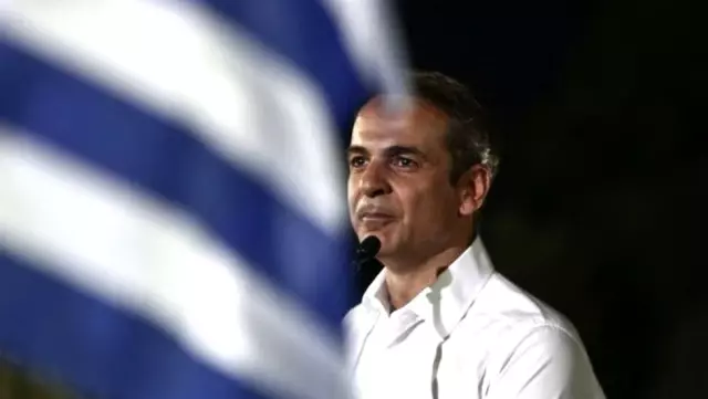 Yunanistan'da, Çipras dönemi bitti! Seçimin galibi Miçotakis yemin edecek Yunanistan'da, Çipras dönemi bitti! Seçimin galibi Miçotakis yemin edecek