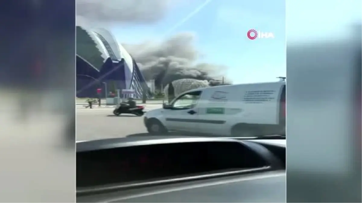 Avrupa'nın En Büyük Akvaryumunda Yangın