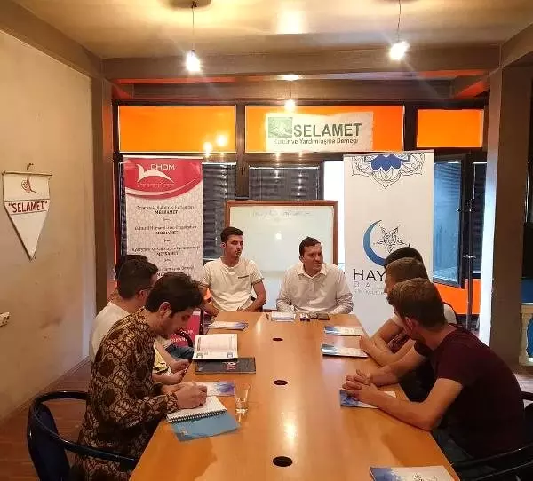 Balkanlar Osmanlıca öğreniyor Balkanlar Osmanlıca öğreniyor