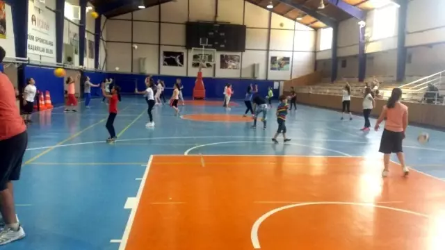 Biga Belediyesi'nin yaz kurslarına yoğun ilgi