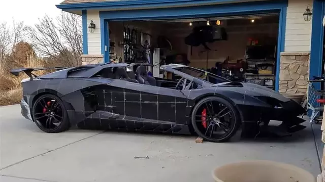 Bir Baba-Oğulun 3 Boyutlu Yazıcı Kullanarak Oluşturdukları Lamborghini Bir Baba-Oğulun 3 Boyutlu Yazıcı Kullanarak Oluşturdukları Lamborghini