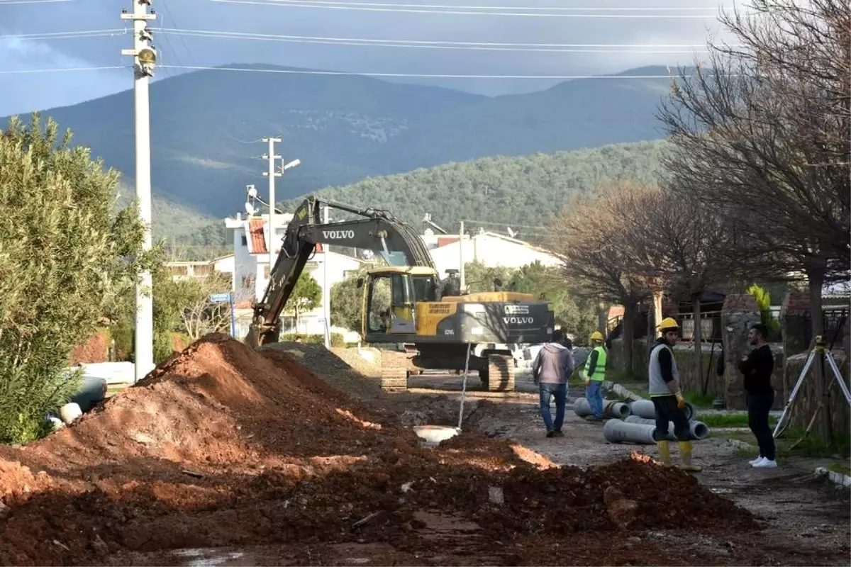 Büyükşehir Belediyesi Akbük Kanalizasyonunun büyük bölümünü bitirdi