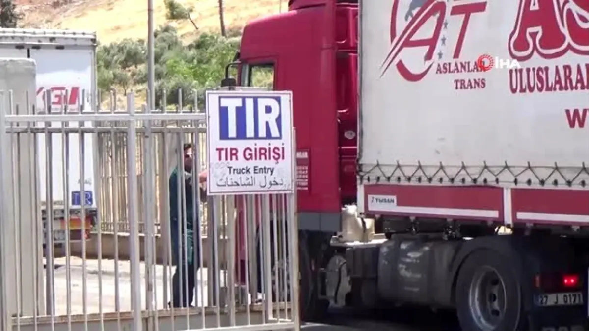 Cilvegözü'nde tır yoğunluğu