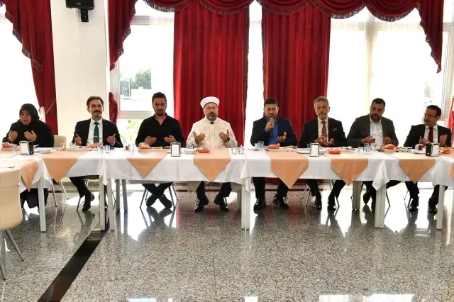 Diyanet İşleri Başkanı Ali Erbaş, gazilerle bir araya geldi