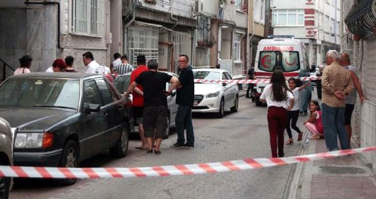 İstanbul'un göbeğinde, Çinli kadının boğazını kesip evini ateşe verdiler