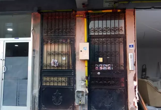 Mahalleliyi bezdiren hırsız, bebek arabasına kadar ne bulduysa çaldı Mahalleliyi bezdiren hırsız, bebek arabasına kadar ne bulduysa çaldı
