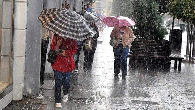 Meteoroloji'den kritik uyarı! İstanbul'da yarın sağanak yağış etkili olacak
