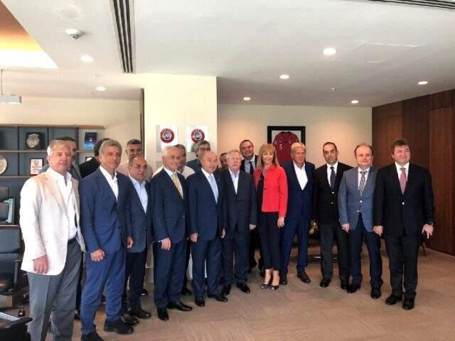 Aziz Yıldırım, TFF Başkanı Nihat Özdemir'i ziyaret etti