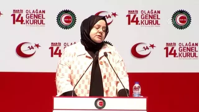 Bakan Selçuk: 'Belediyelerin el değiştirmesiyle işçinin çalışma hakkını elinden alan bir tutumla... Bakan Selçuk: 'Belediyelerin el değiştirmesiyle işçinin çalışma hakkını elinden alan bir tutumla...