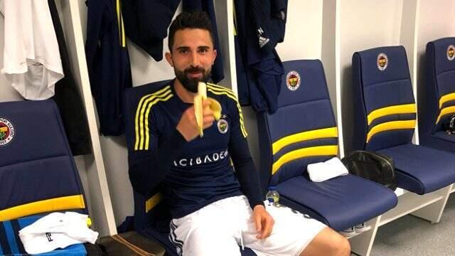 Hasan Ali Kaldırım'dan muz paylaşımı