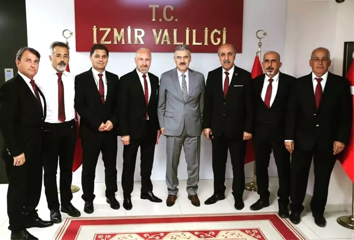 Masterler 'demokrasi' için sahada