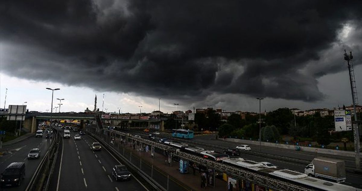 Meteoroloji uzmanlarından art arda uyarılar: Bu havanın içinde her şey olabilir