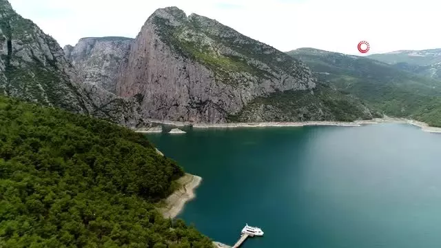 Şahinkaya Kanyonu eşsiz doğal güzelliği ile hayran bırakıyor